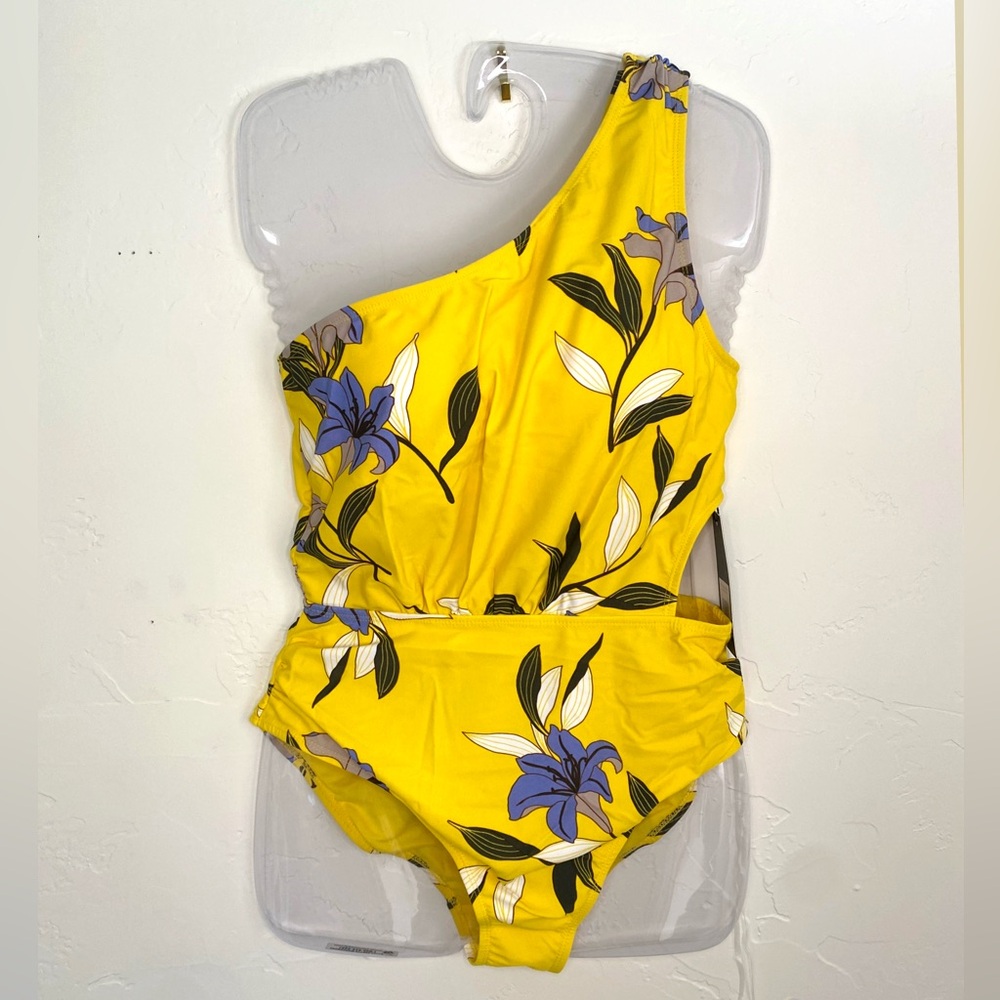 NWT Jones New York M Yellow One-Shouldered Swimsuit aside Cutout Floral Swim